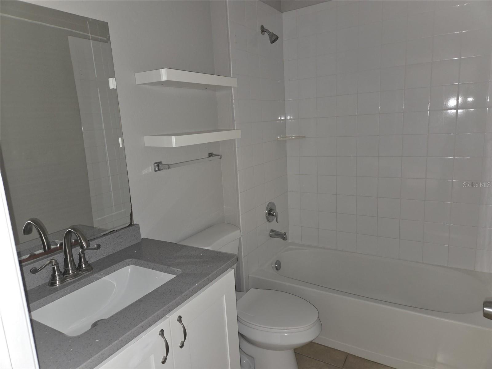 WATERVIEW PH 1B - Residential Lease