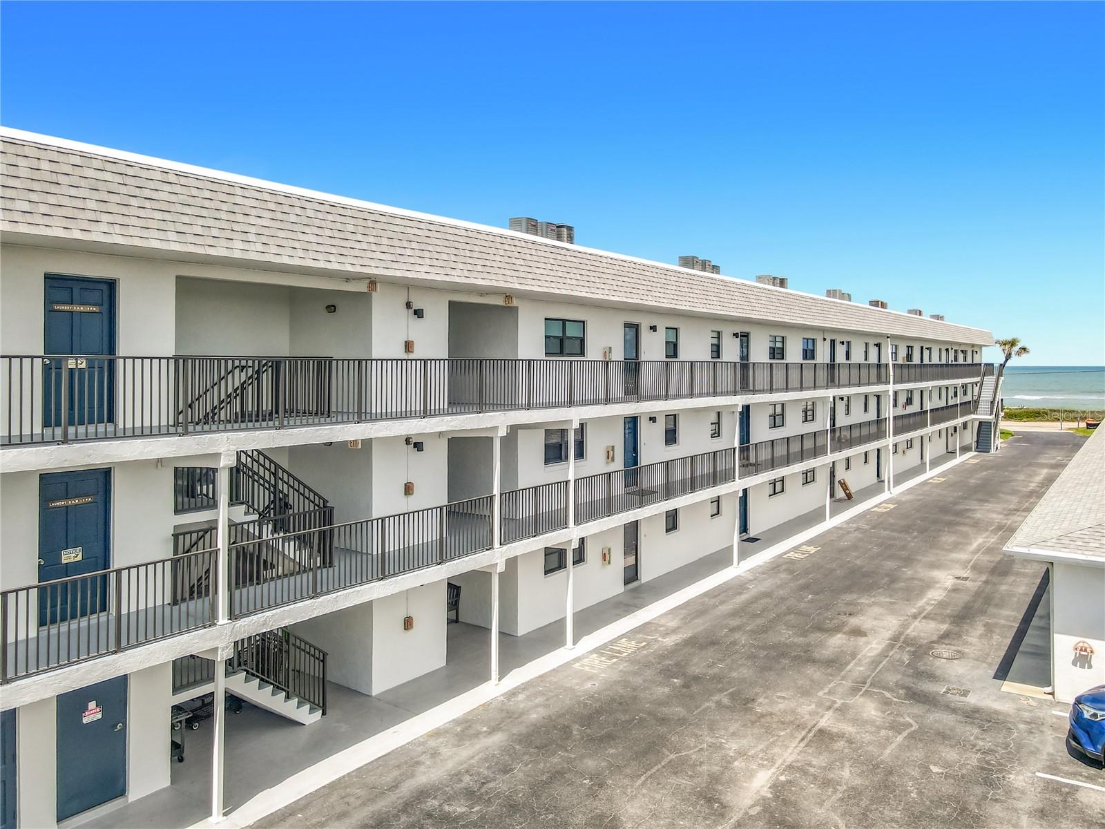 ORMOND BREAKERS - Residential