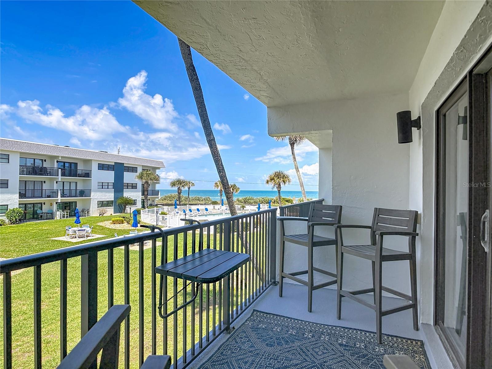 ORMOND BREAKERS - Residential
