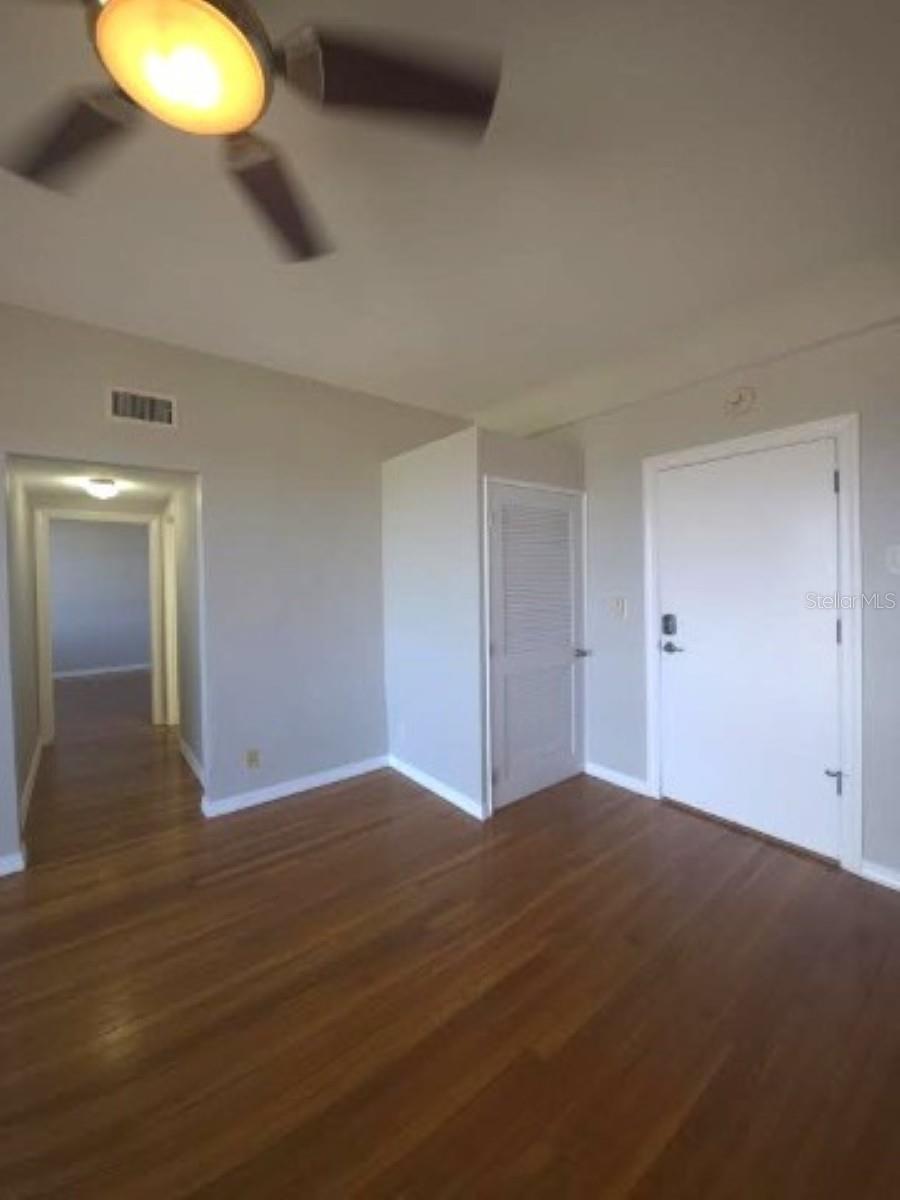 BAYSHORE ROYAL CONDO - Residential Lease