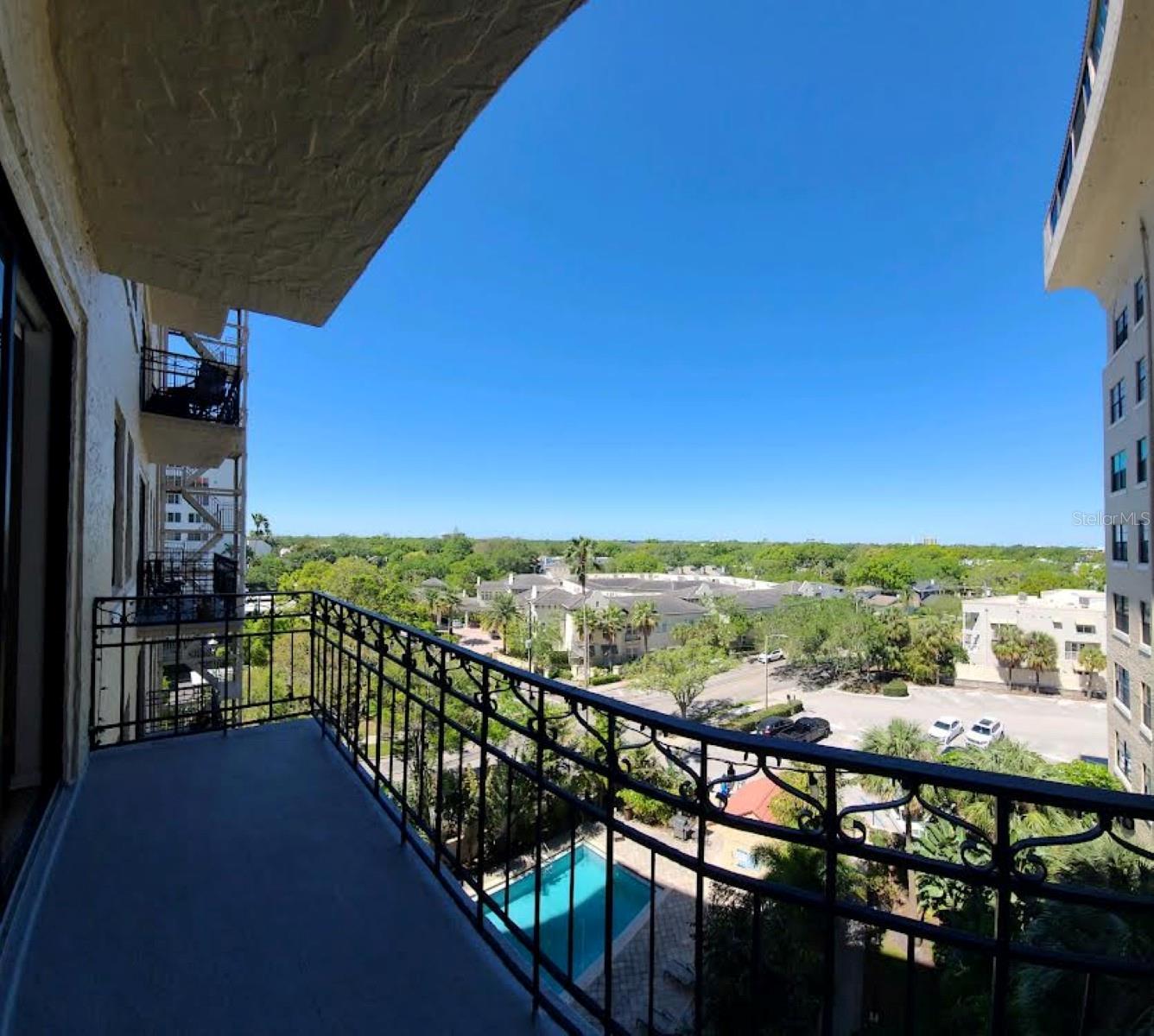 BAYSHORE ROYAL CONDO - Residential Lease
