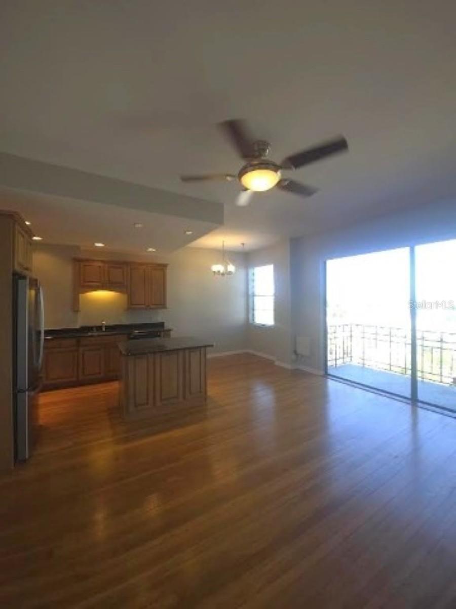 BAYSHORE ROYAL CONDO - Residential Lease