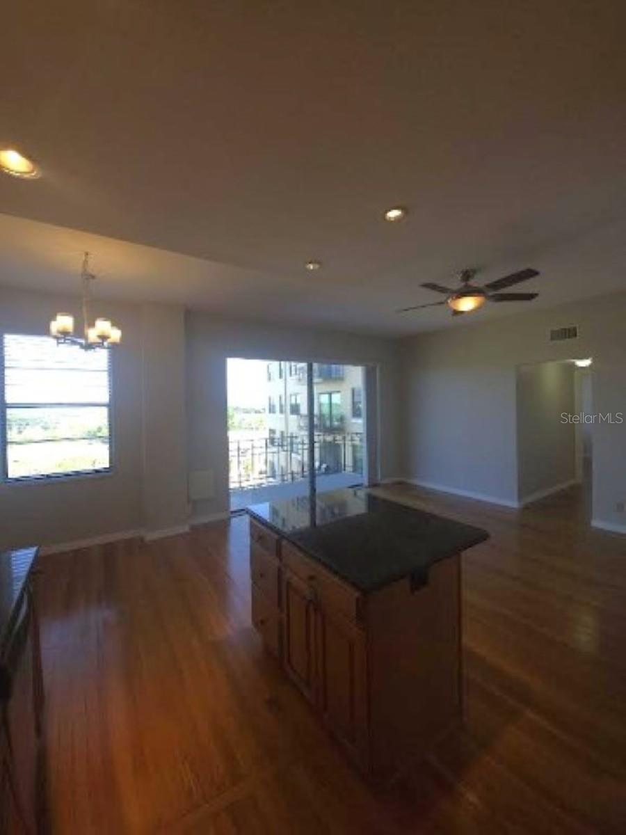 BAYSHORE ROYAL CONDO - Residential Lease