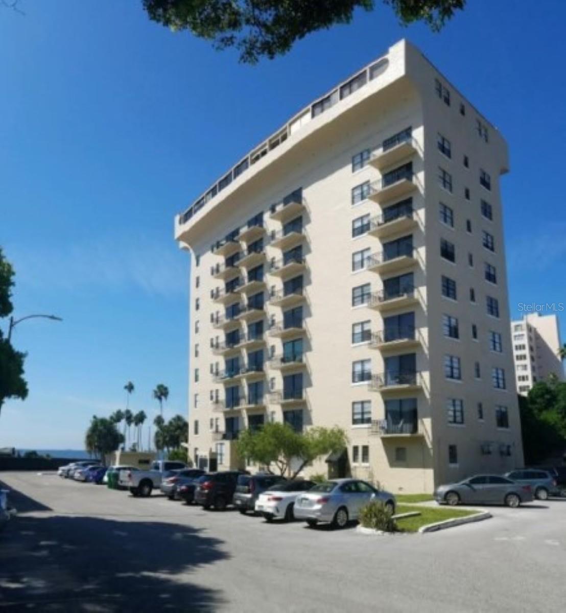 BAYSHORE ROYAL CONDO - Residential Lease