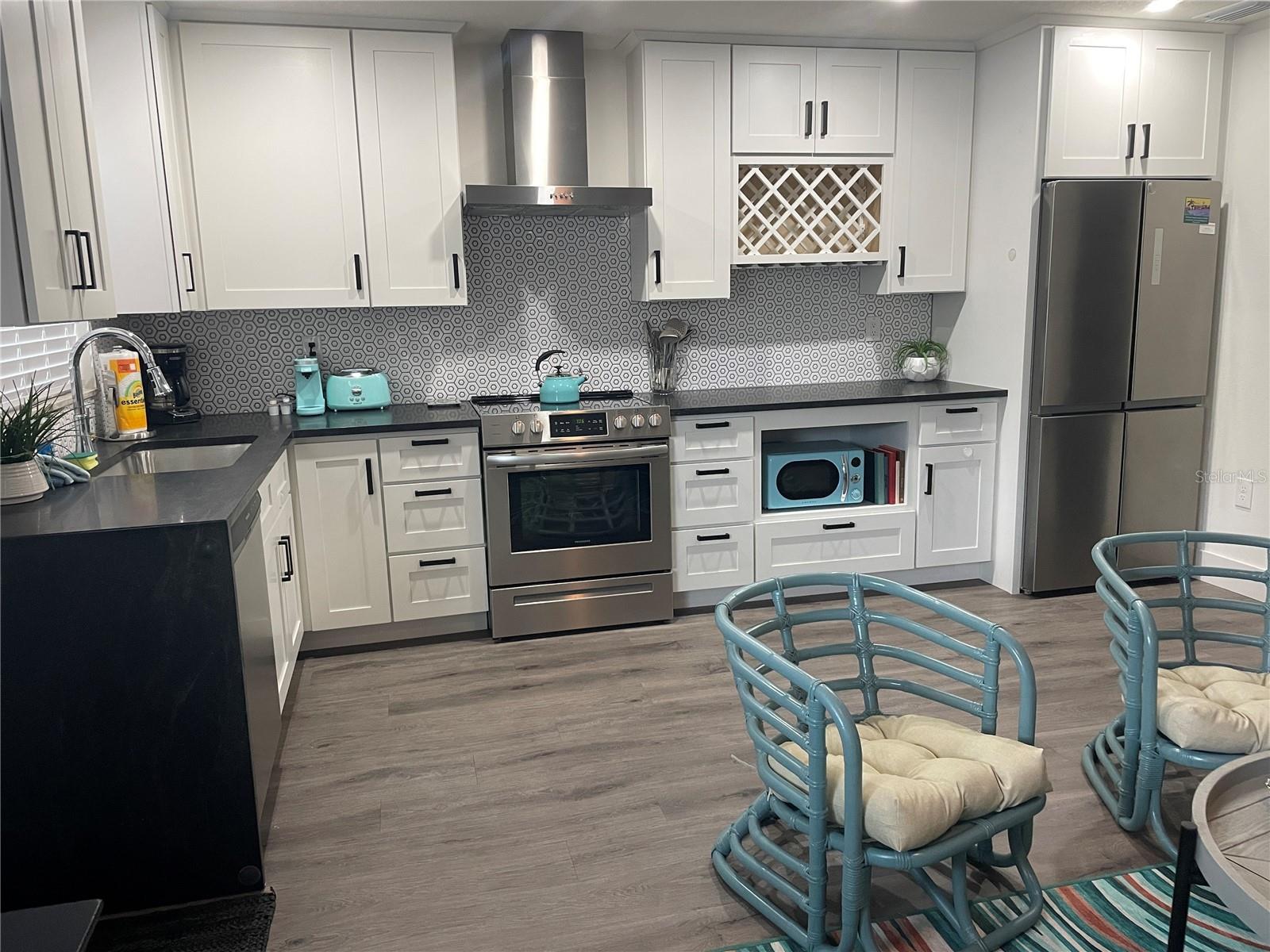 POS SUB OF BLKS G & H - Residential Lease