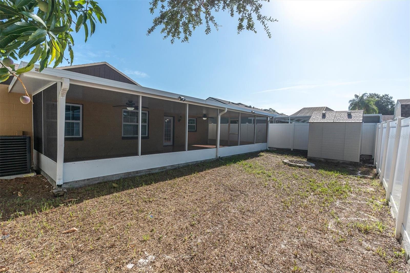 LOGAN GATE VILLAGE PH IV UN 1 - Residential