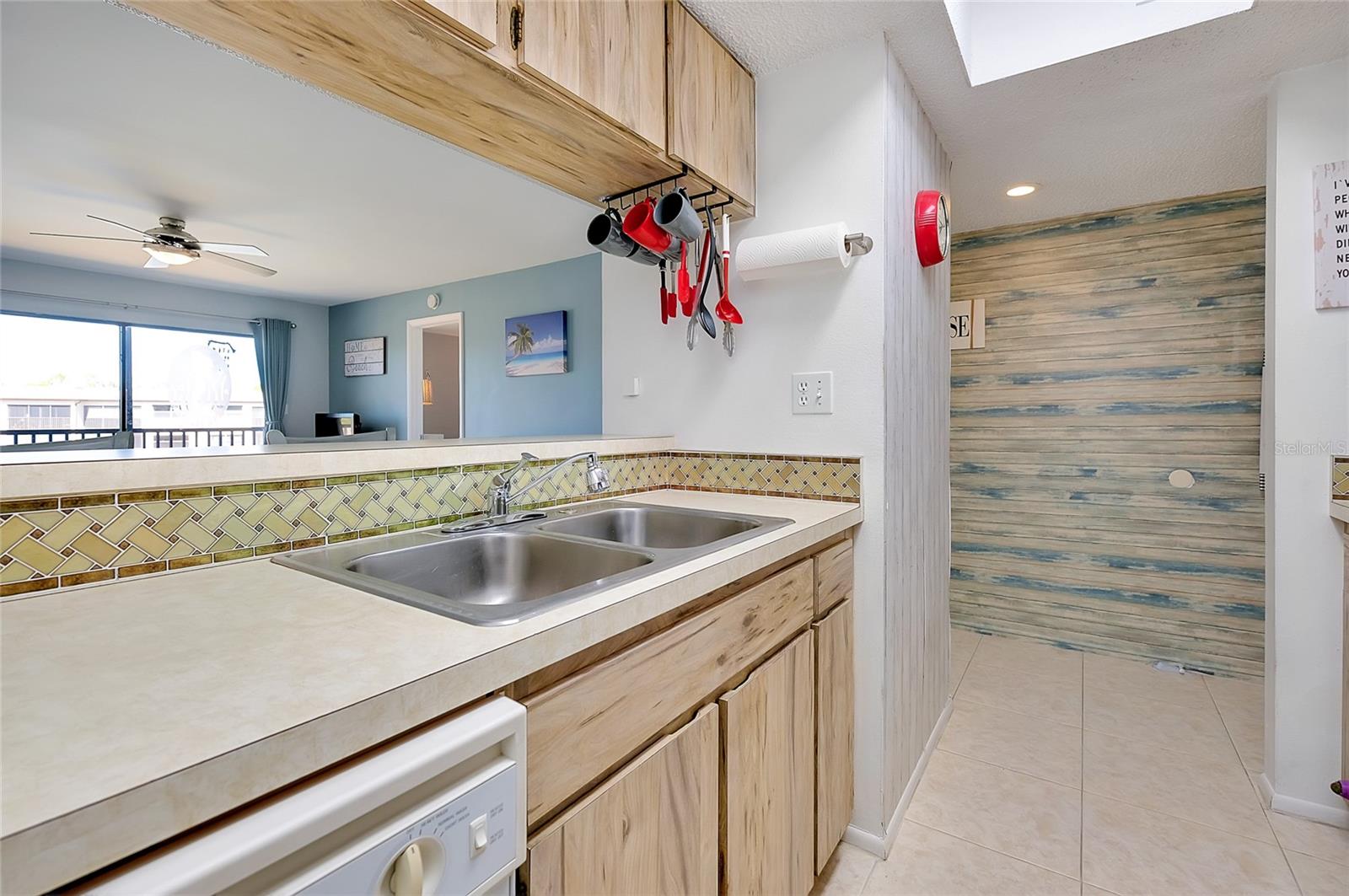 SANDHILL PINES BLDG 13 - Residential