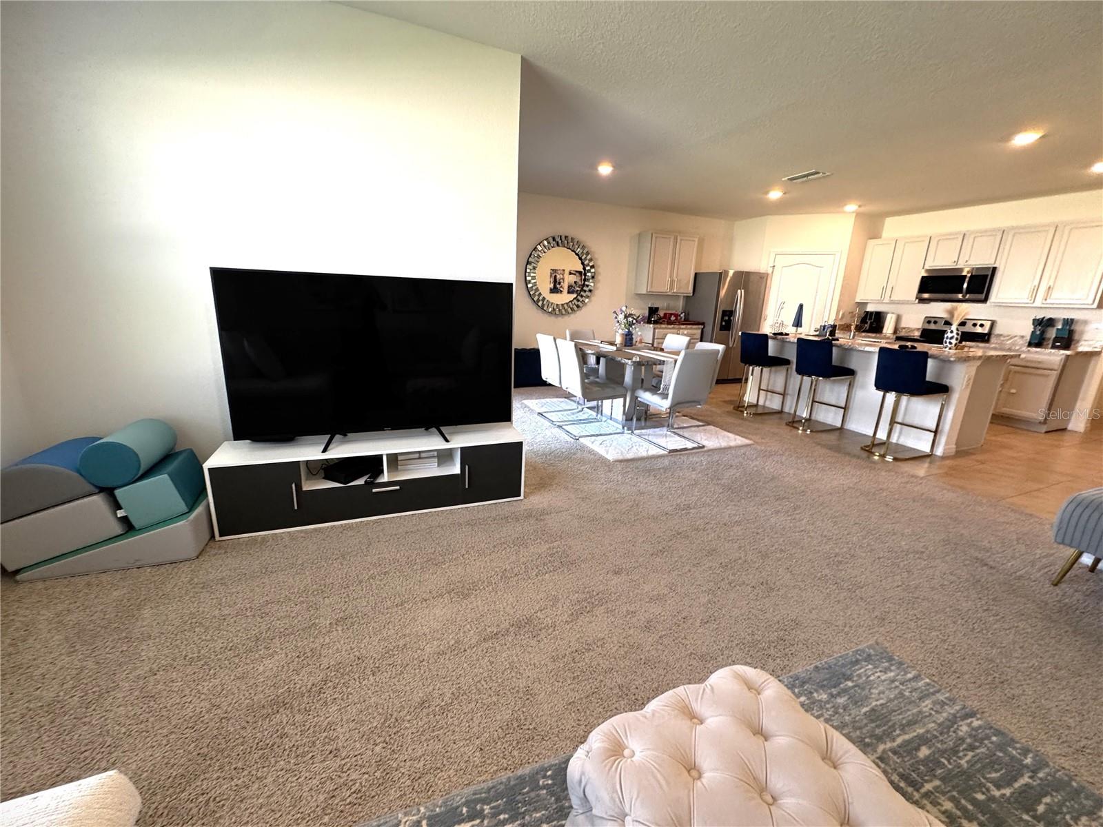 MEADOW WALK PH 2 - Residential Lease