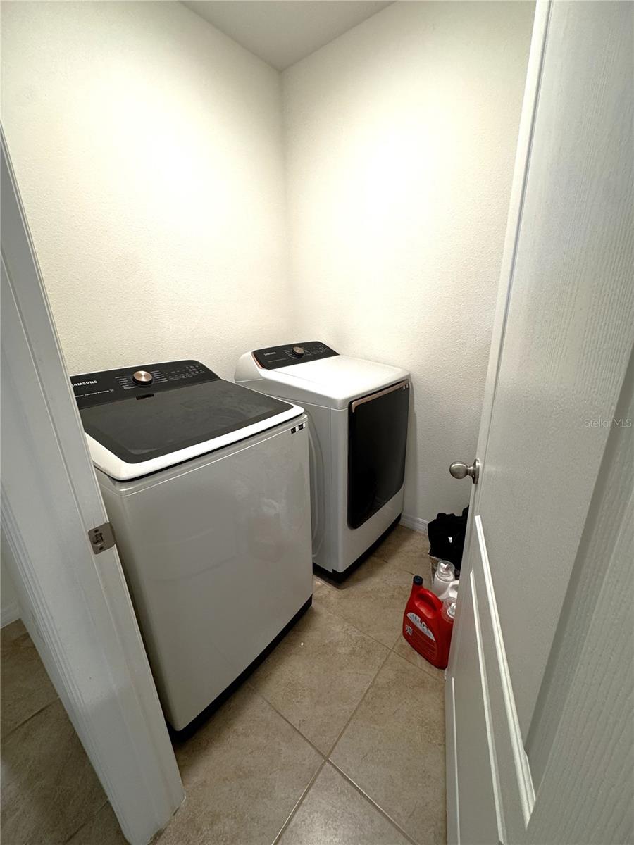 MEADOW WALK PH 2 - Residential Lease