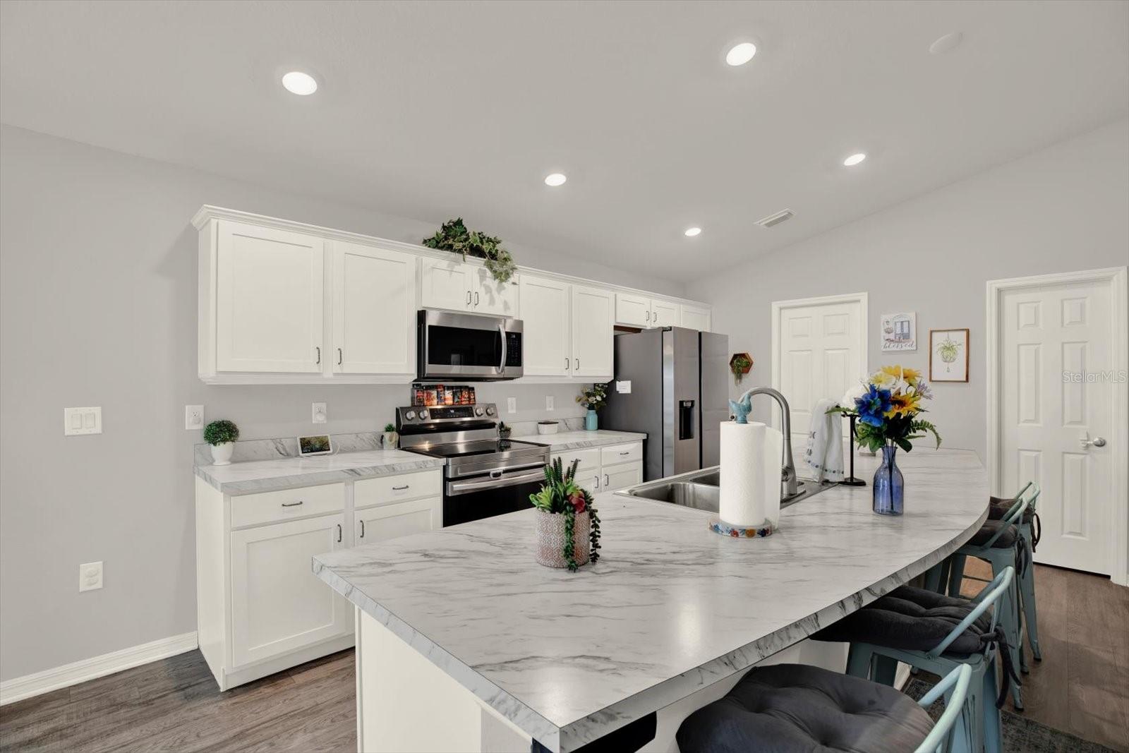 RIVER BEND WEST SUB - Residential