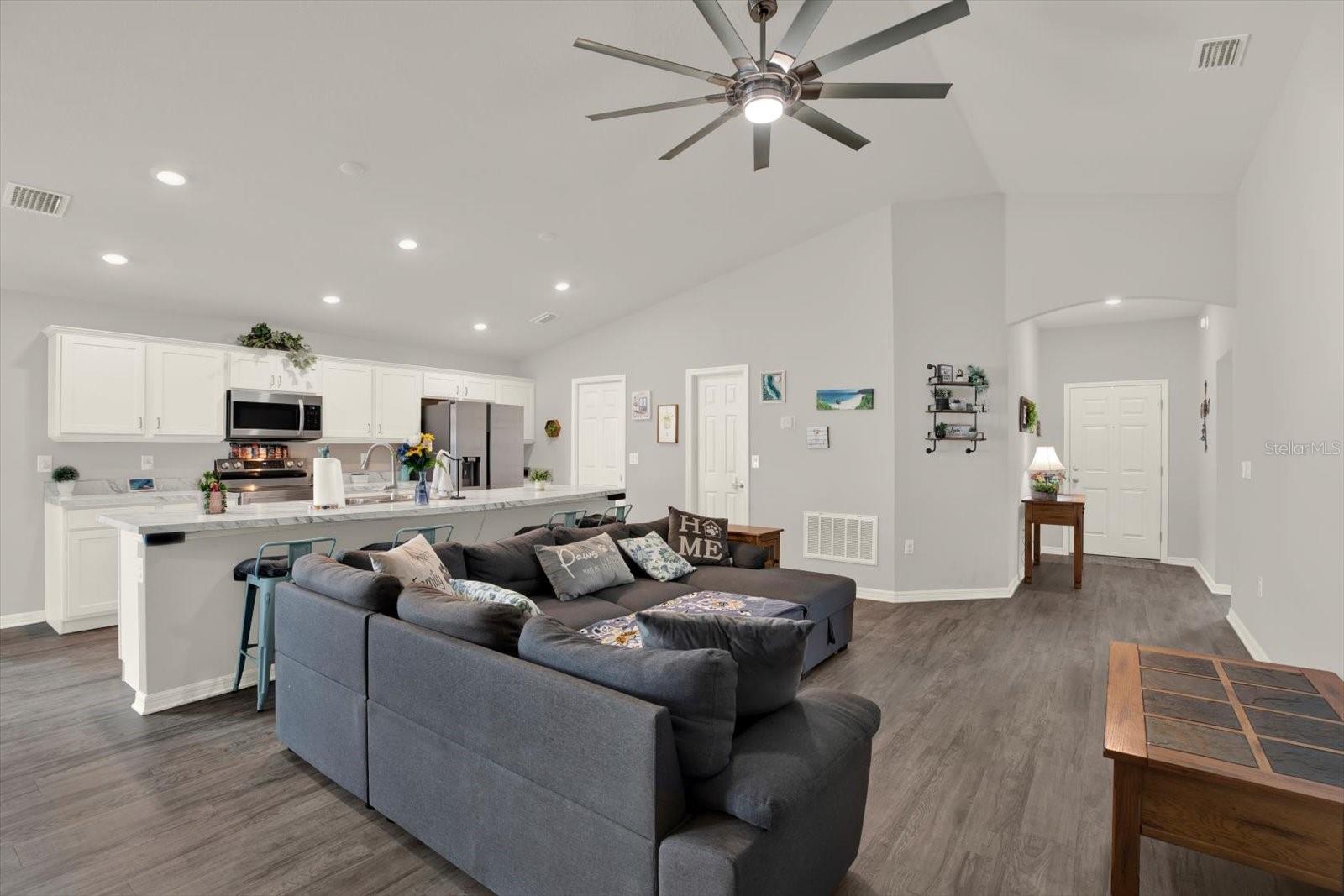 RIVER BEND WEST SUB - Residential