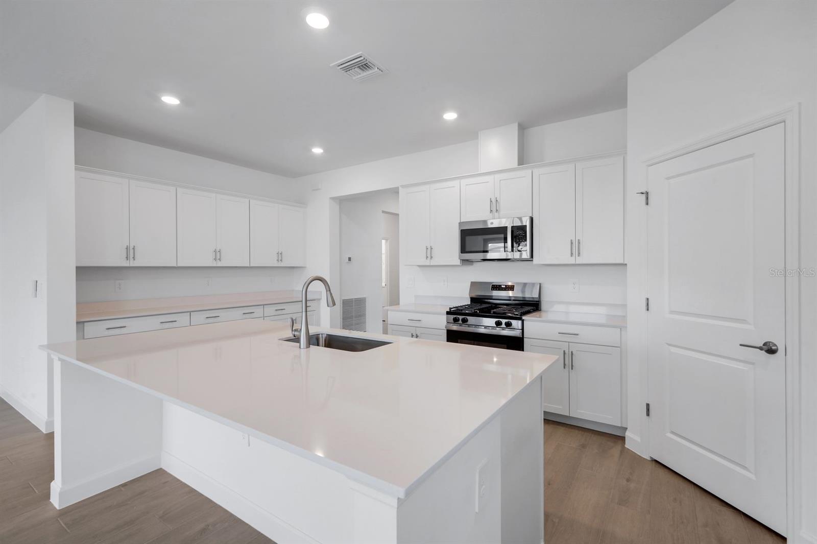 VERDANA VLG PH 4A - Residential