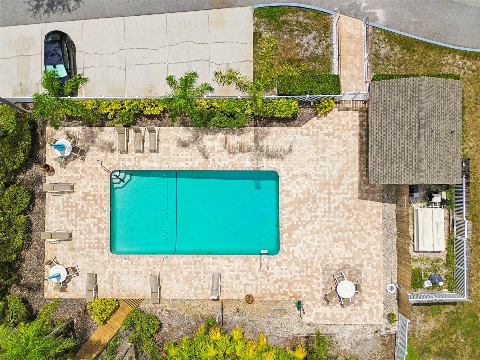 CARROLLWOOD COVE AT EMERALD GR - Residential