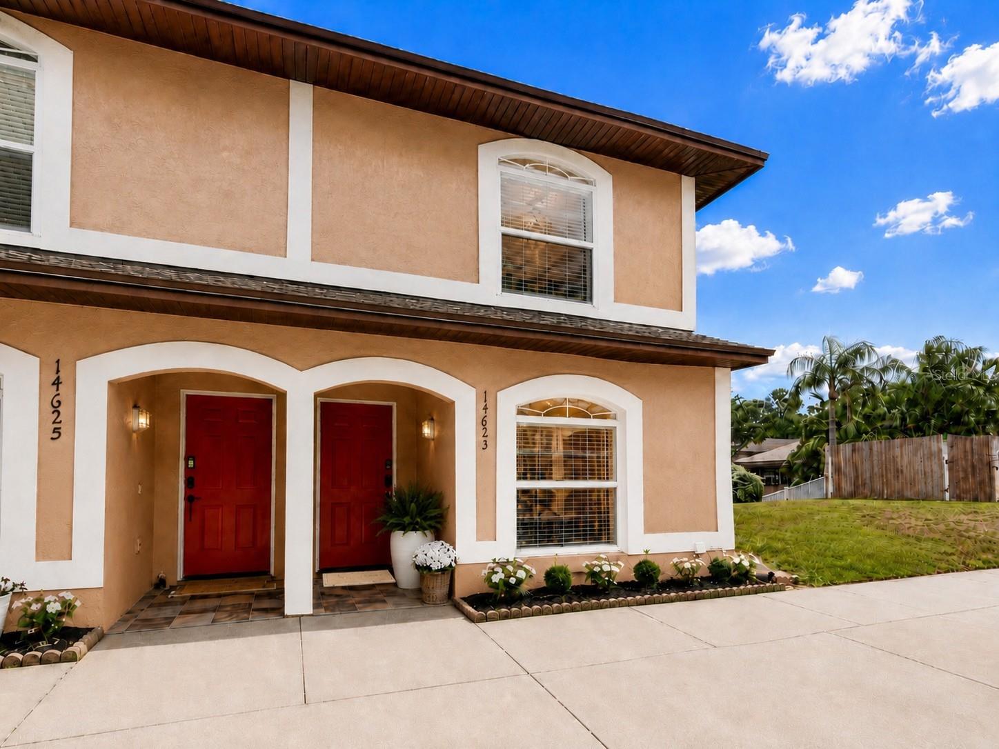 CARROLLWOOD COVE AT EMERALD GR - Residential