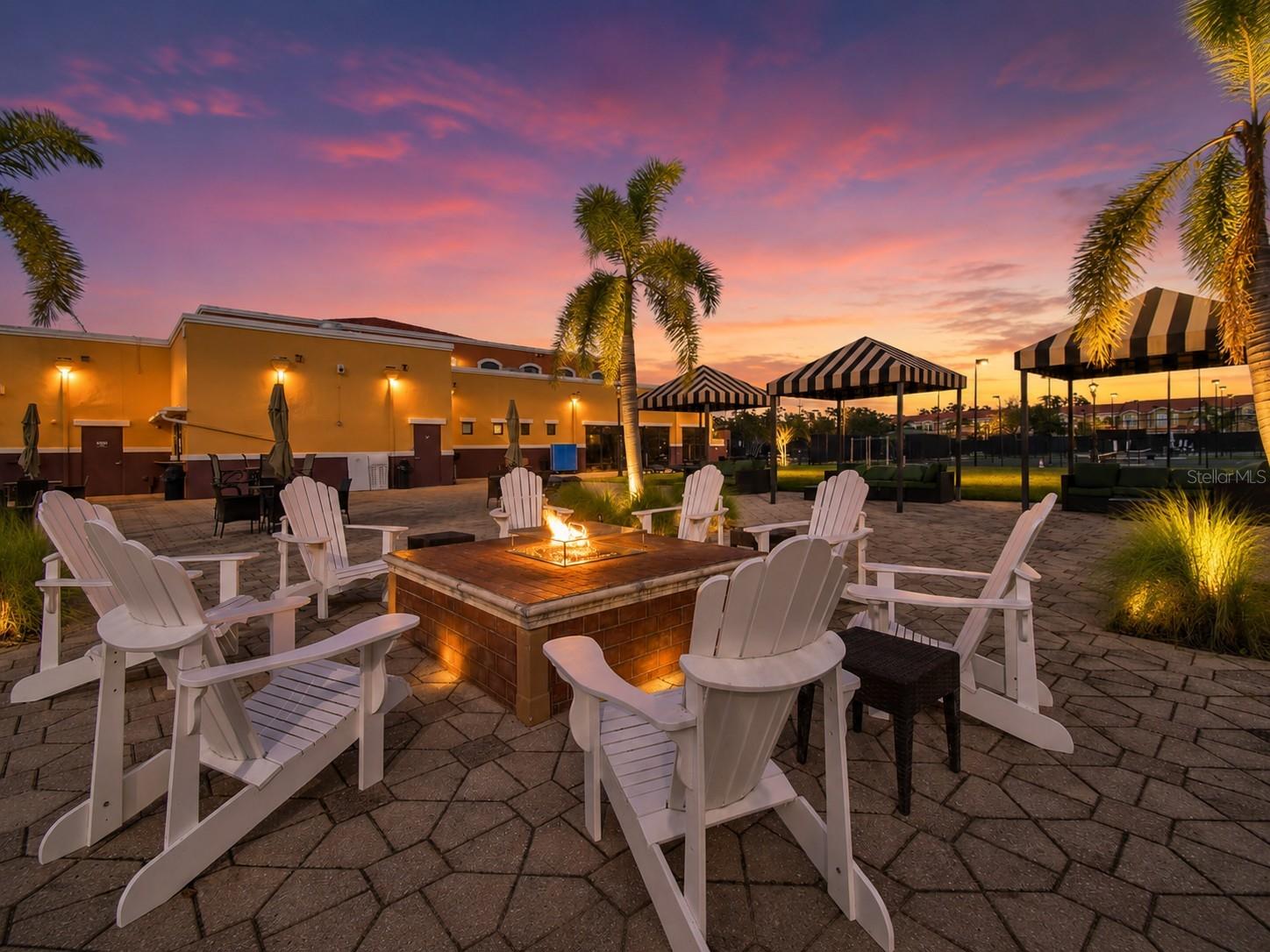 CARROLLWOOD COVE AT EMERALD GR - Residential