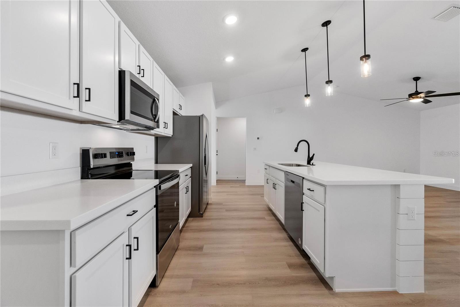 PALM HARBOR CENTER PH 01 - Residential