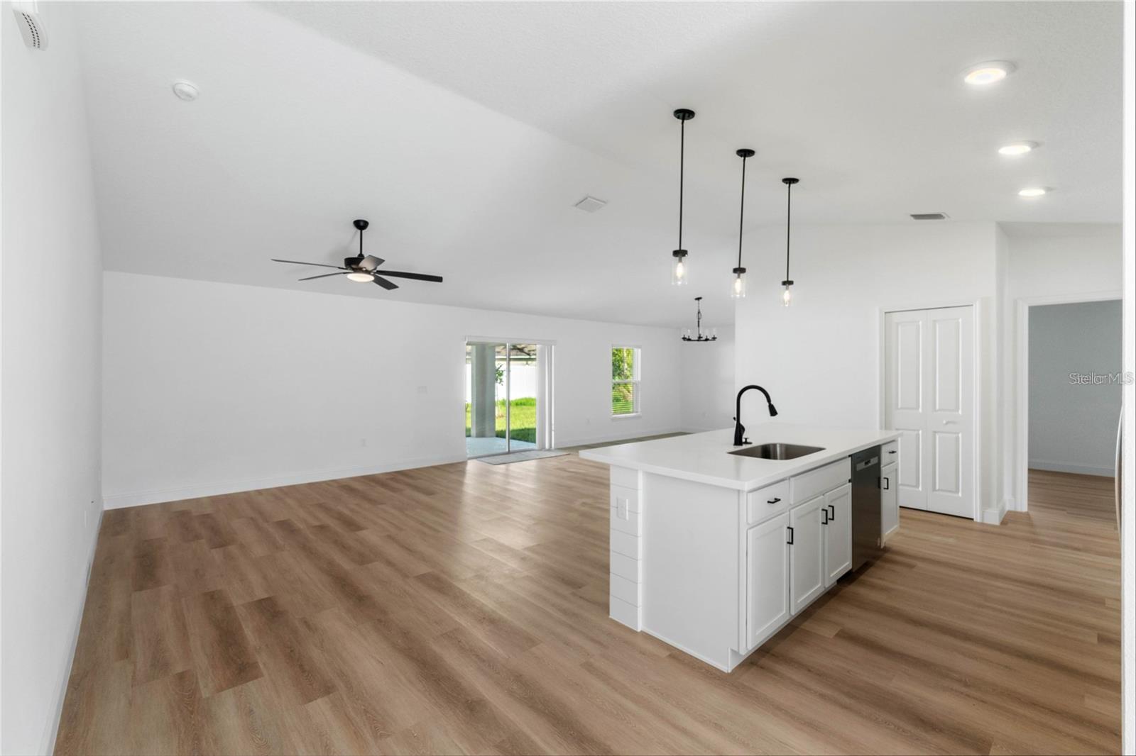 PALM HARBOR CENTER PH 01 - Residential