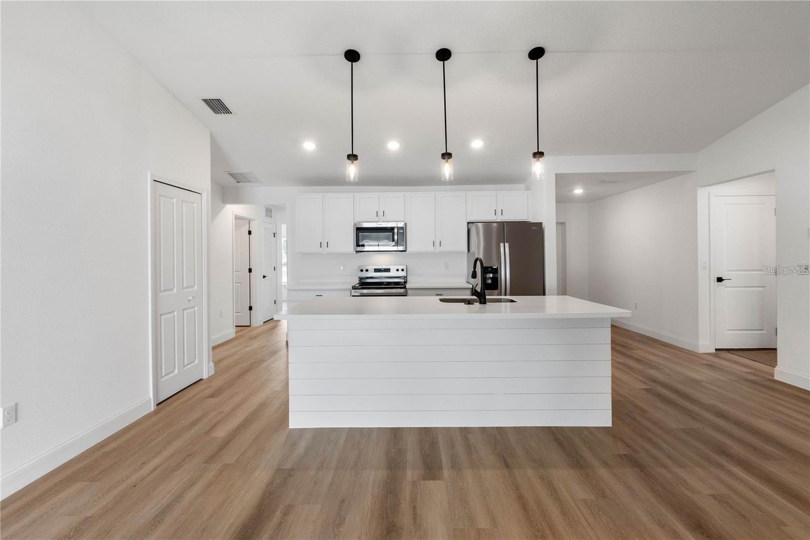 PALM HARBOR CENTER PH 01 - Residential