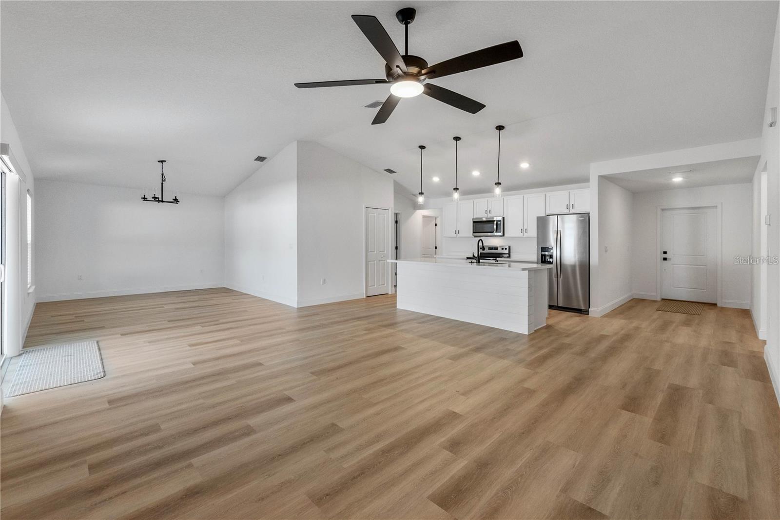 PALM HARBOR CENTER PH 01 - Residential