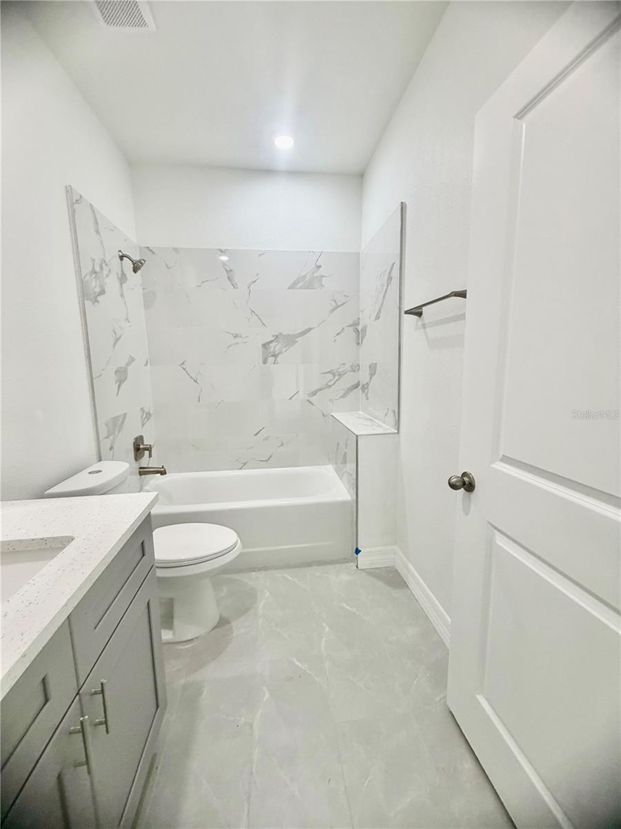 MARION OAKS UN 2 - Residential