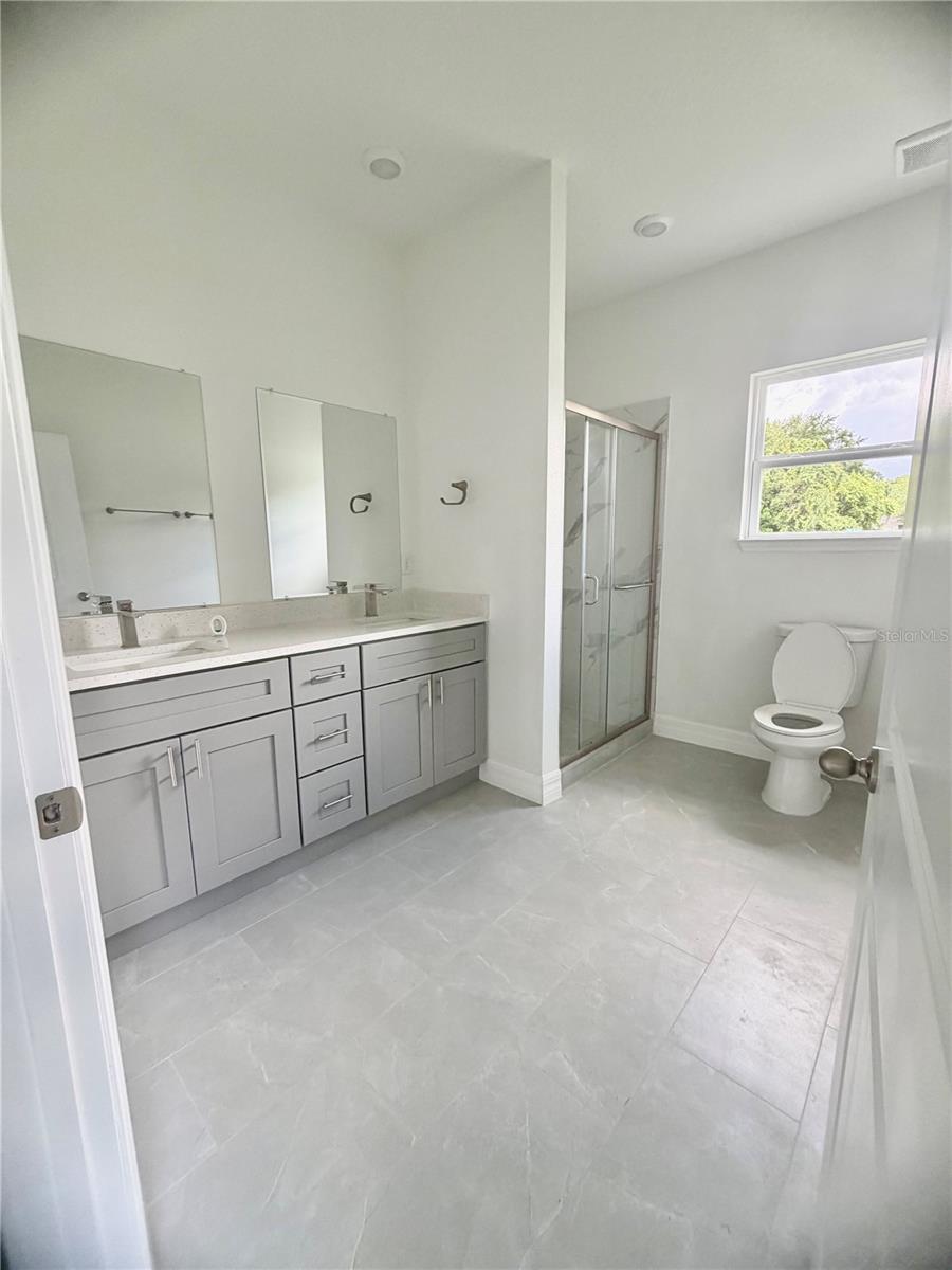 MARION OAKS UN 2 - Residential