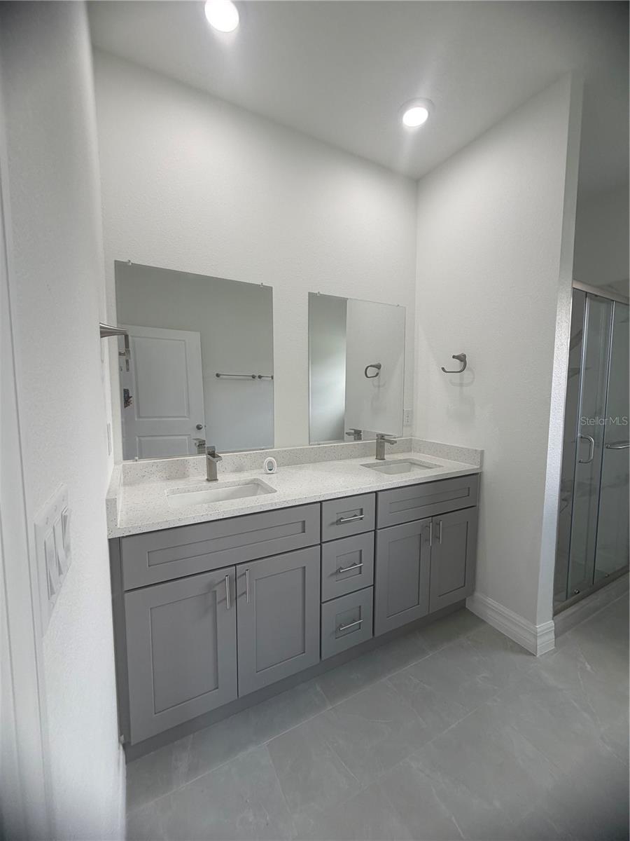 MARION OAKS UN 2 - Residential