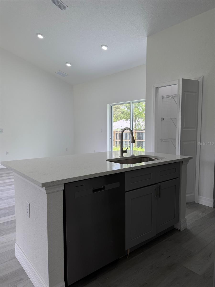 MARION OAKS UN 2 - Residential