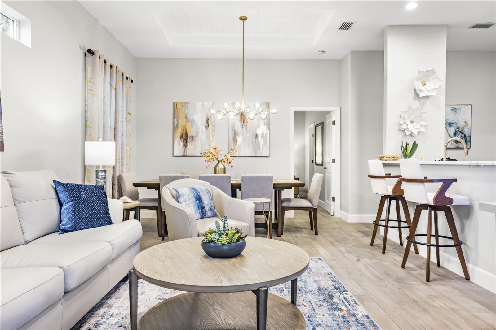 ROSELAWN - Residential