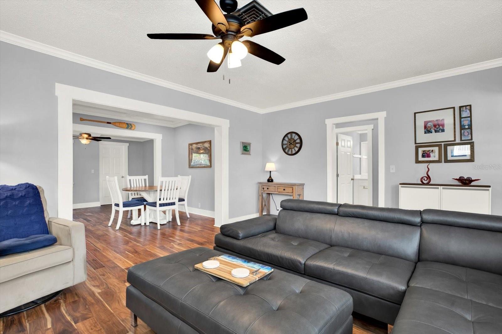 LONE PALM BEACH 1ST ADD - Residential