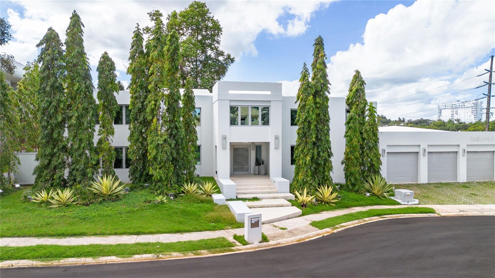 This magnificent property has a gross living area of 9,300 sq ft. Garage for 6 vehicles. Spacious kitchen, 2 dining rooms, living room, family room, office space, game room, cinema, 7 bedrooms, maids room, half basketball court, and a large pool. Master bedroom has 2 walk in closets. Every other bedroom has its bathroom. Full generator and water cistern. Very spacious. Great location. For showings please send pre approval or proof of funds.