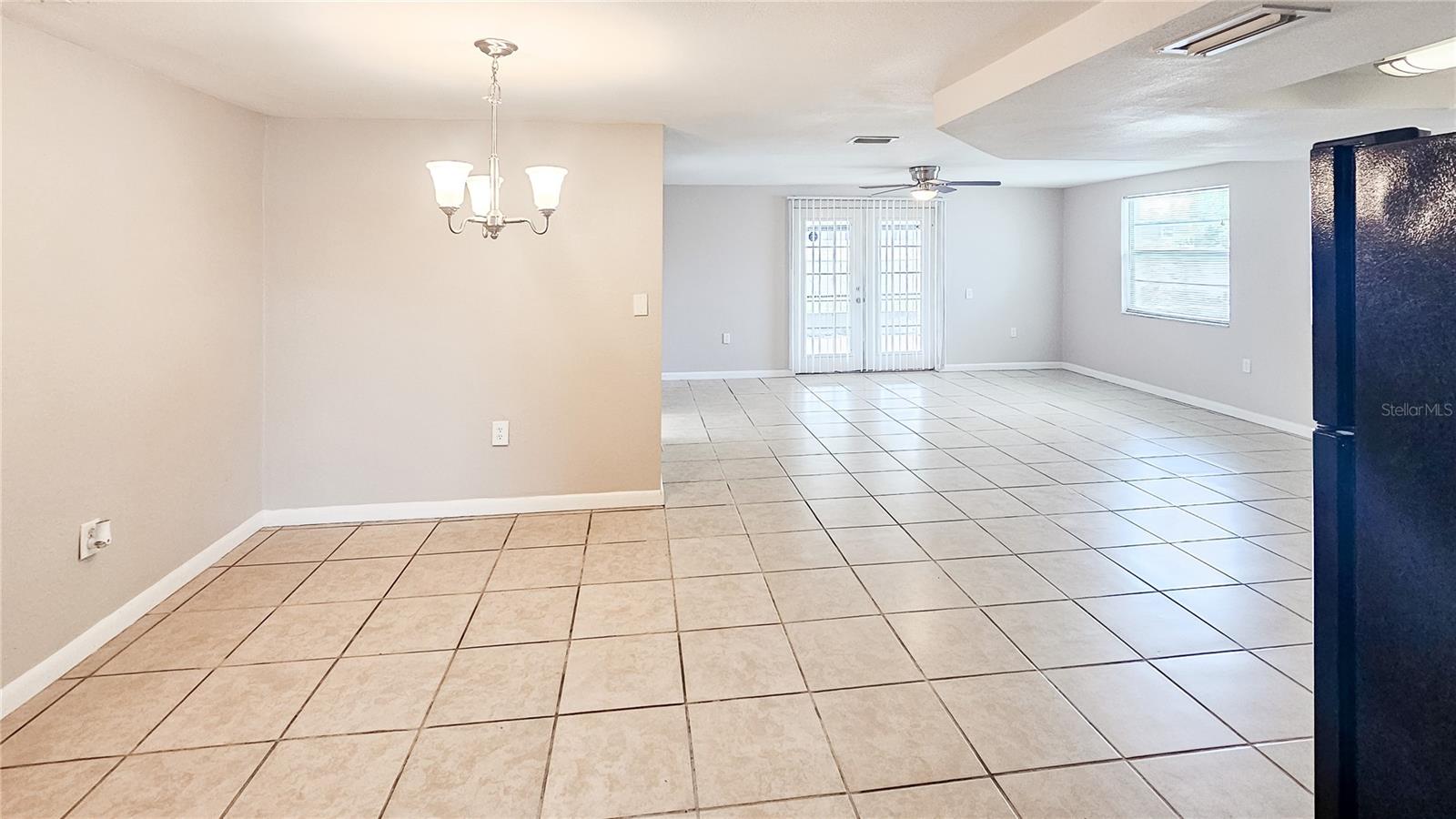 EMBASSY HILLS - Residential