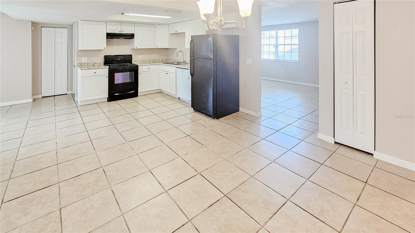 EMBASSY HILLS - Residential