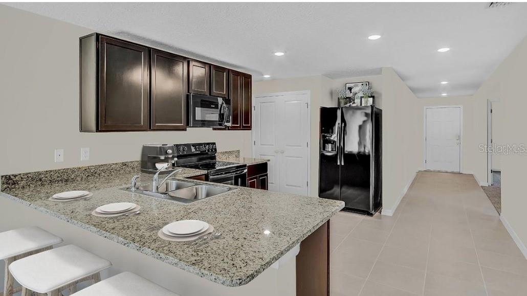 SUNSET HILLS PH I RE - Residential Lease