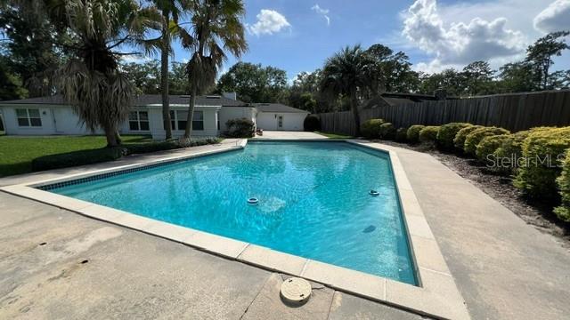 KINGSWOOD 3RD ADD - Residential Lease