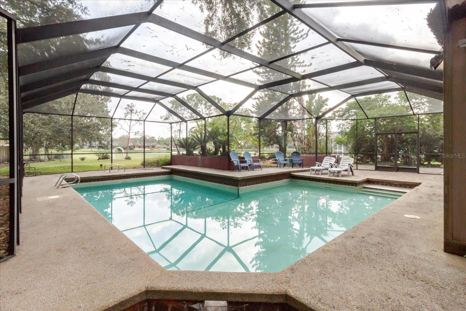 CARROLLWOOD VILLAGE SEC 1 - Residential
