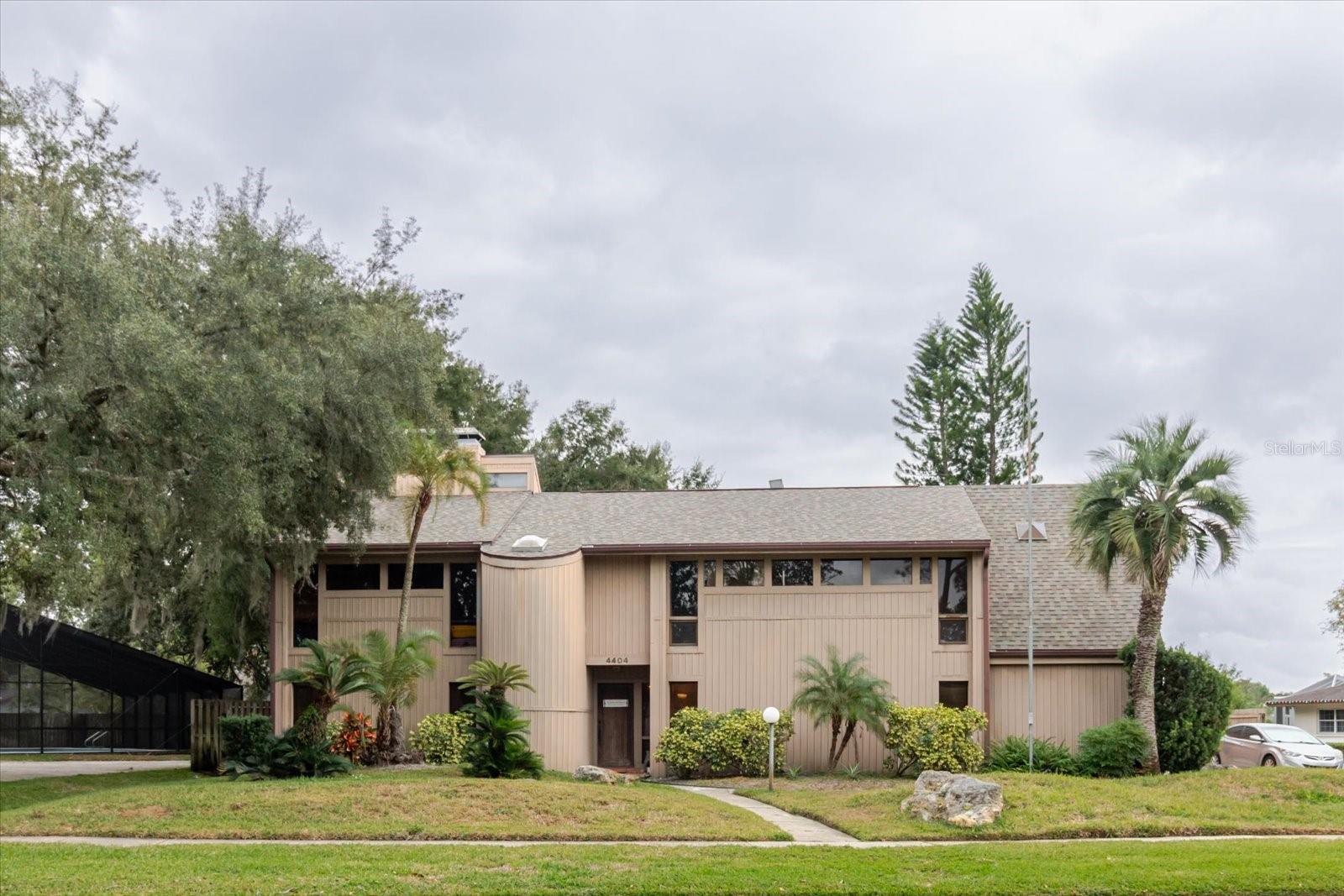 CARROLLWOOD VILLAGE SEC 1 - Residential