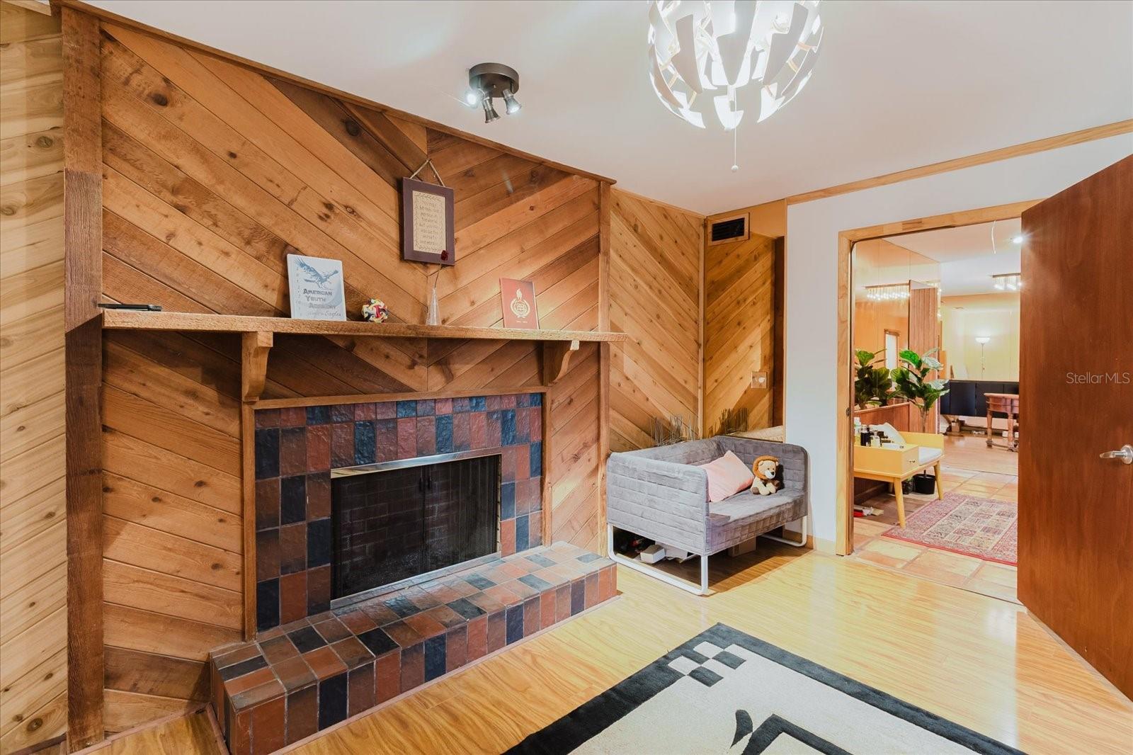 CARROLLWOOD VILLAGE SEC 1 - Residential