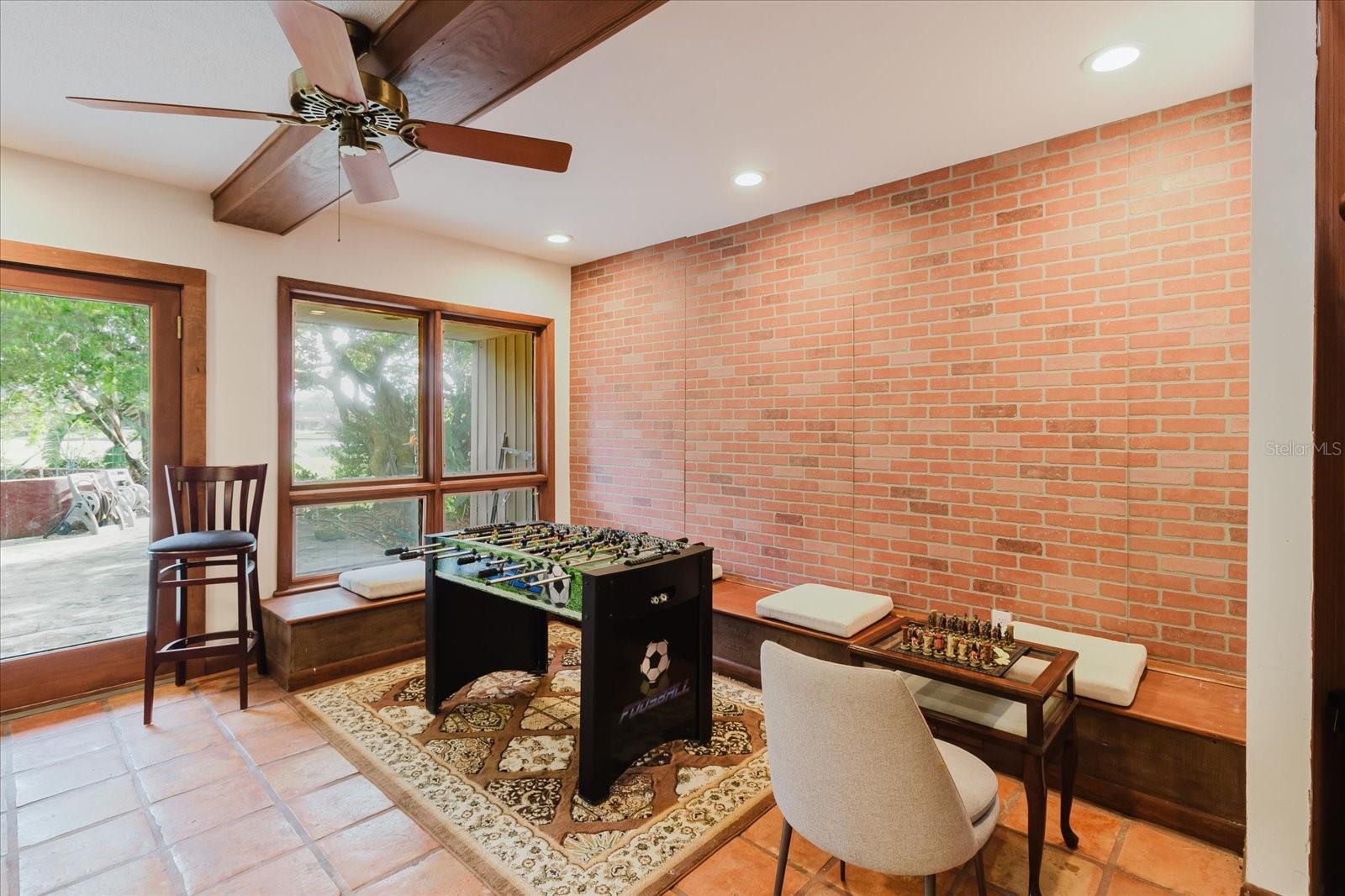 CARROLLWOOD VILLAGE SEC 1 - Residential