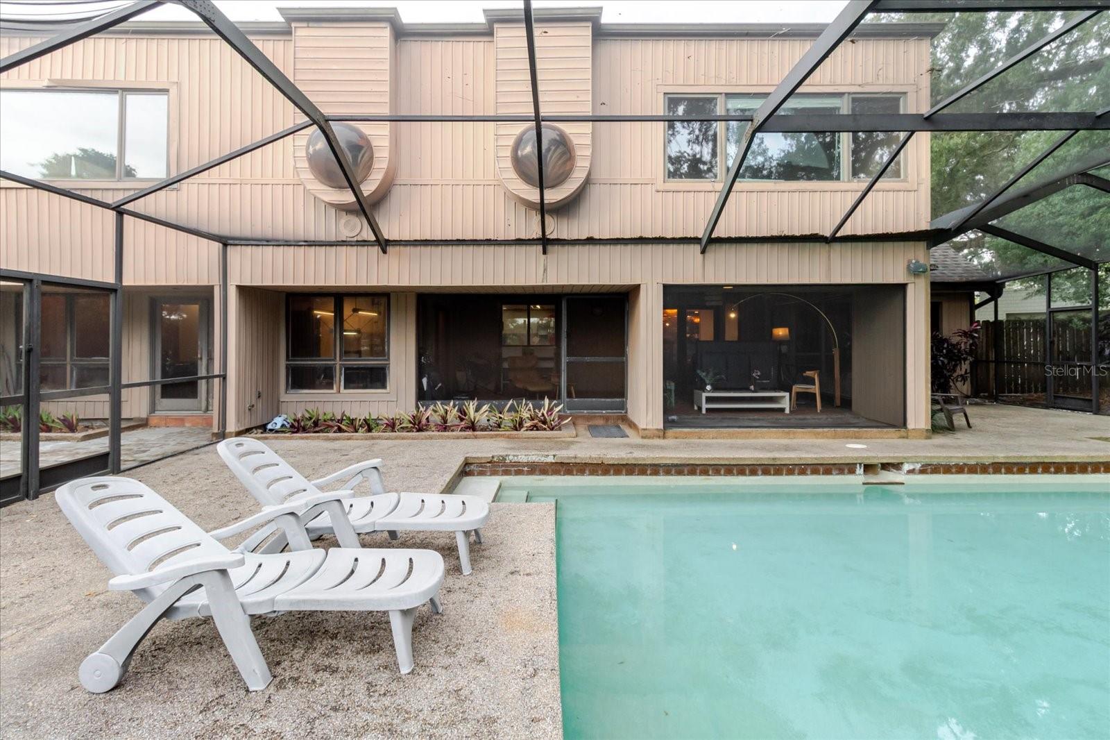 CARROLLWOOD VILLAGE SEC 1 - Residential