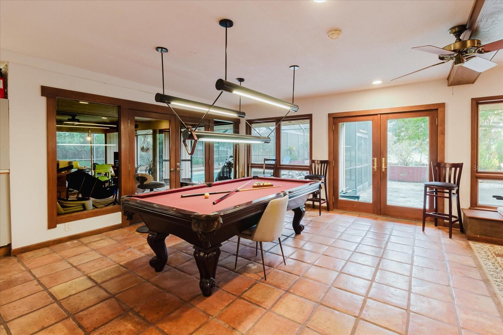 CARROLLWOOD VILLAGE SEC 1 - Residential