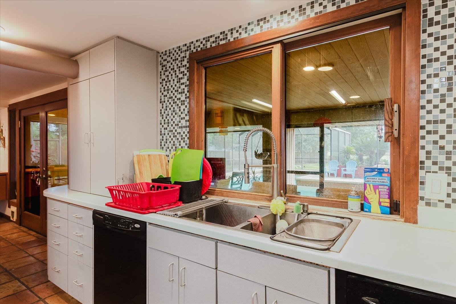 CARROLLWOOD VILLAGE SEC 1 - Residential