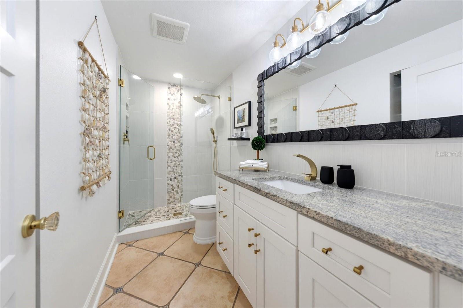 HARBOR BLUFFS SEC 3 - Residential