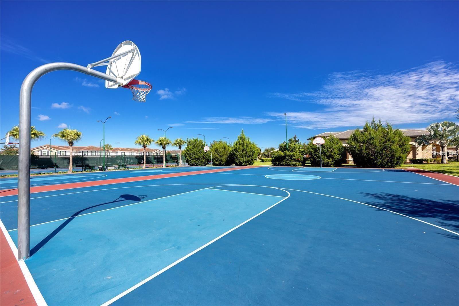 EAGLE CRK PH 01C-VLG D - Residential Lease