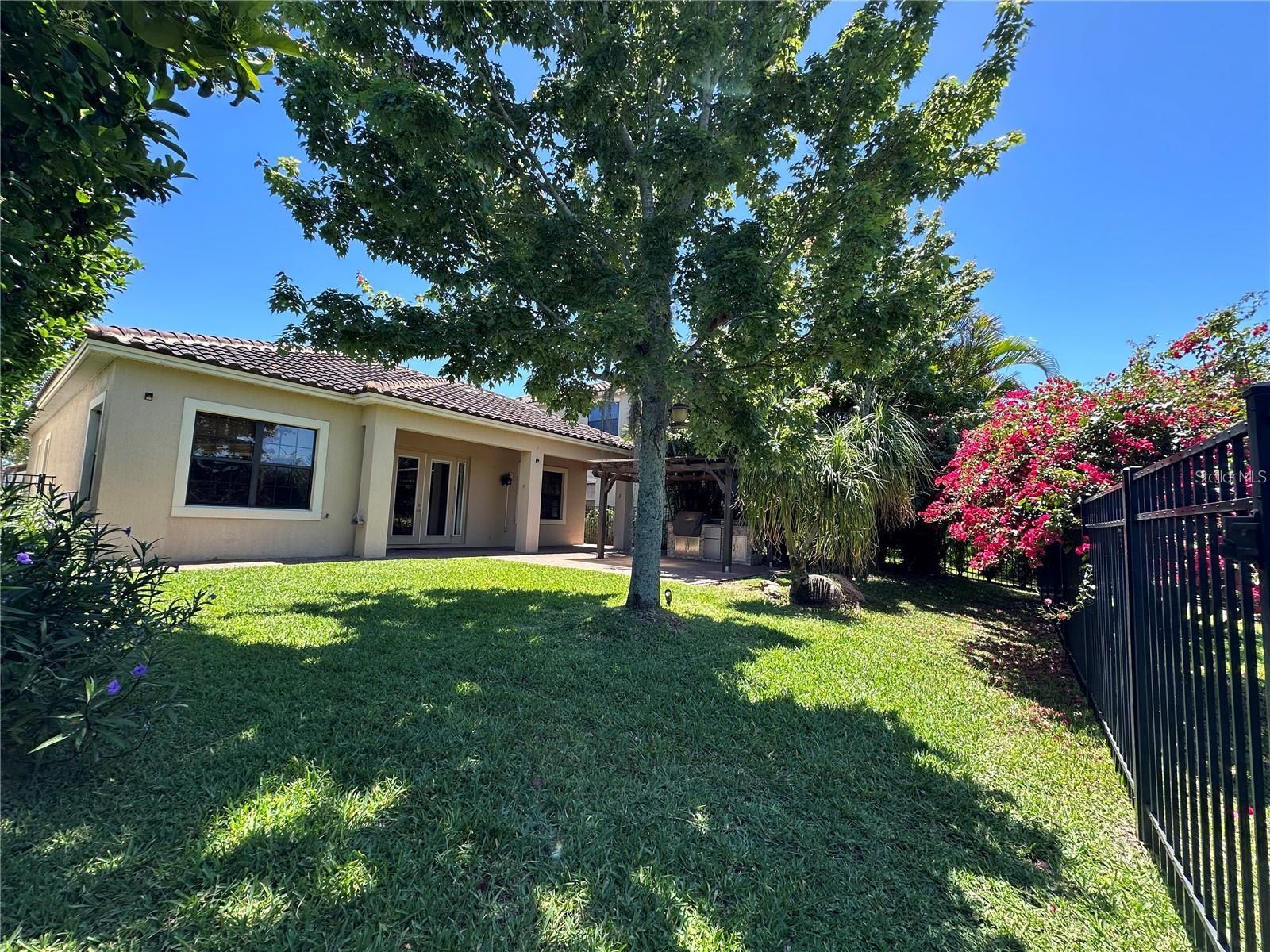 EAGLE CRK PH 01C-VLG D - Residential Lease