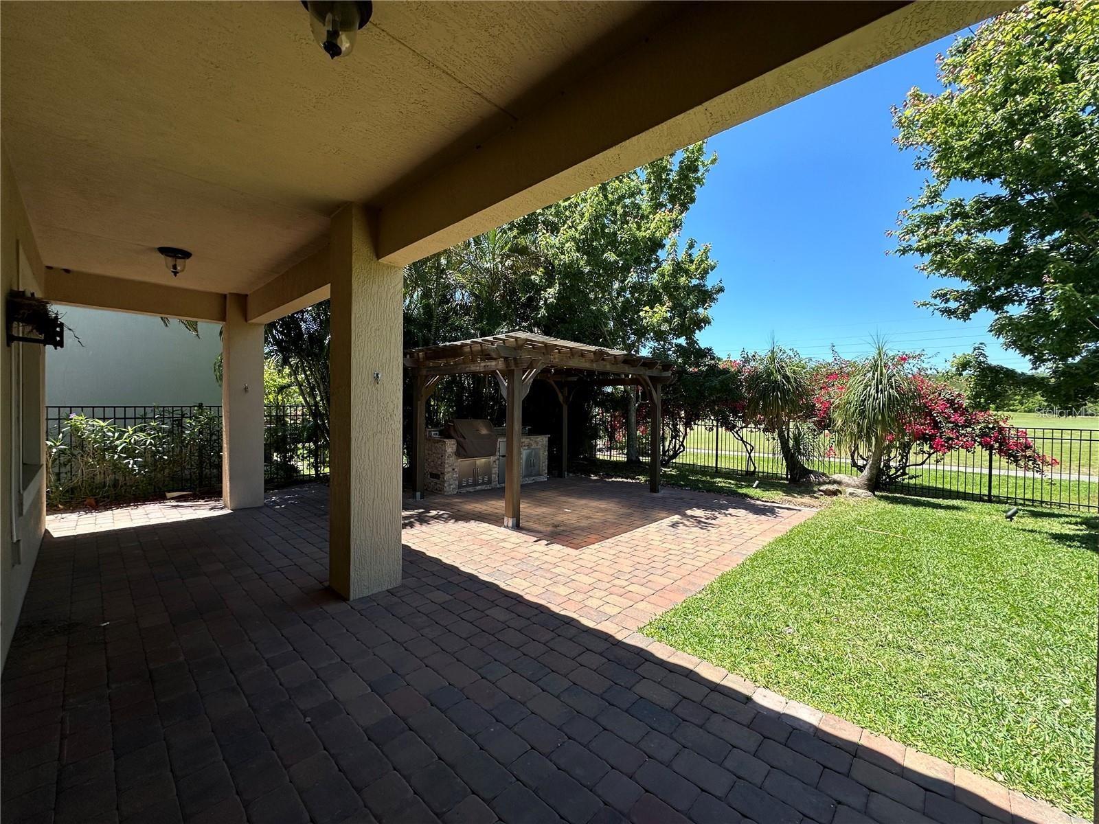 EAGLE CRK PH 01C-VLG D - Residential Lease