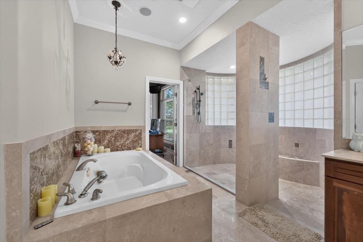 THE RESERVE AT TAMPA PALMS - Residential
