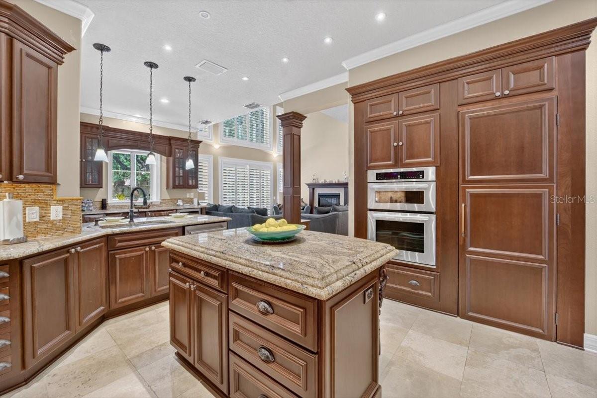 THE RESERVE AT TAMPA PALMS - Residential