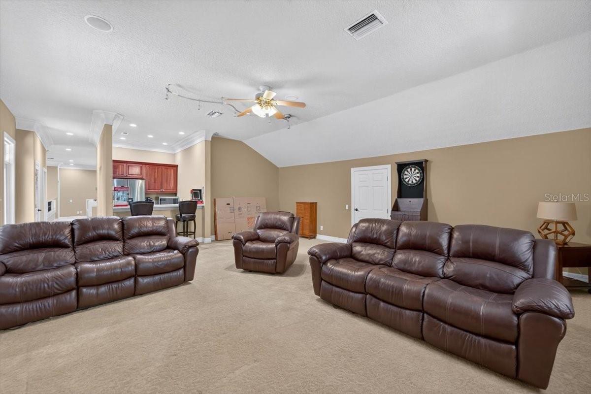 THE RESERVE AT TAMPA PALMS - Residential