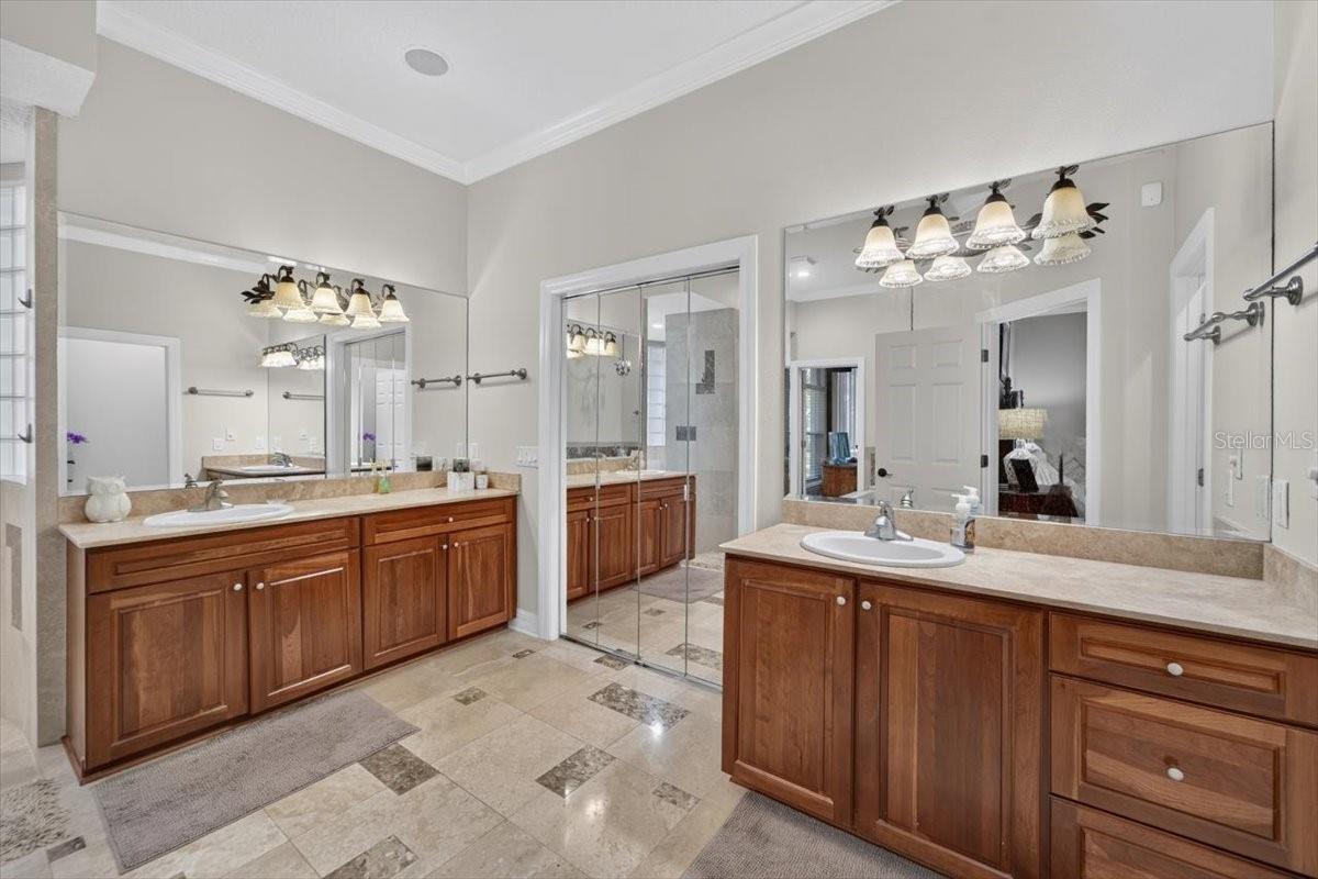 THE RESERVE AT TAMPA PALMS - Residential