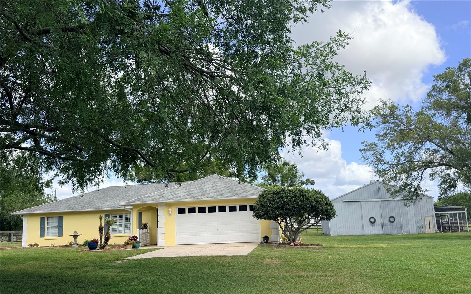 FOXBOROUGH FARMS - Residential